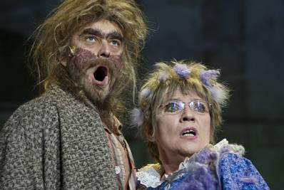 Túl a Maszat hegyen Túl a Maszat hegyen