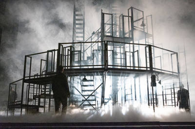 Jelenet az előadásból - © theater.hu - Ilovszky  Béla