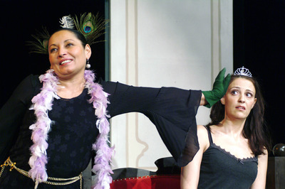 Hol nem volt Hol nem volt