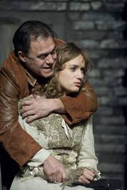 Édentől keletre Édentől keletre